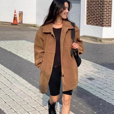 美拉德麂皮绒外套女韩国复古翻领宽松慵懒显瘦秋冬时髦长袖风衣女