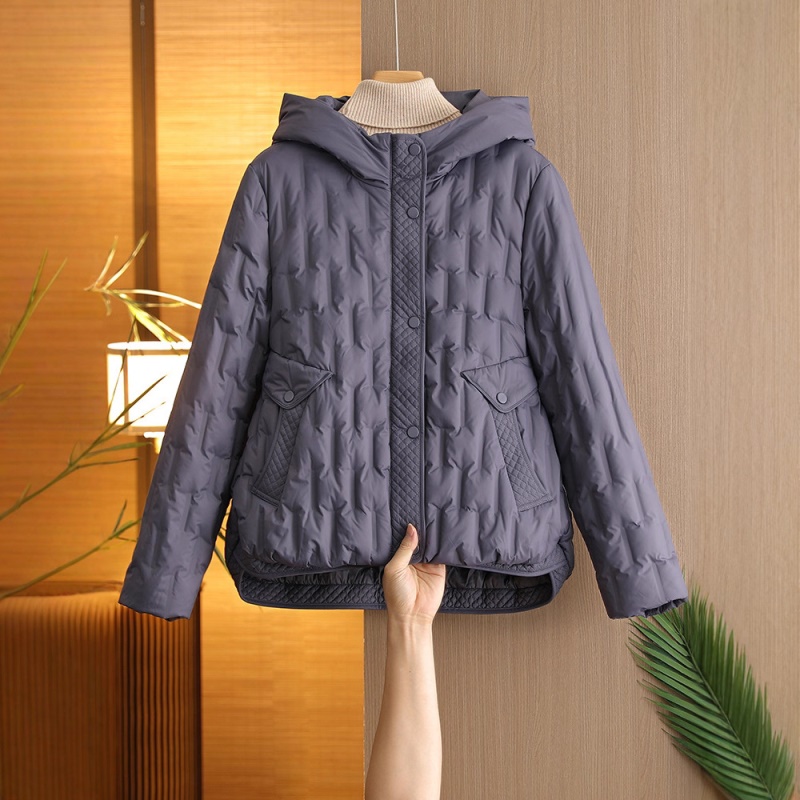 鹅绒服短款女款冬季新款2026流行爆款高端洋气连帽小个子轻薄外套