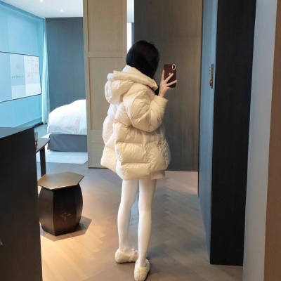 鹅绒服女中长款连帽2026冬季新款超轻加厚泡芙高端90白鹅绒面外套