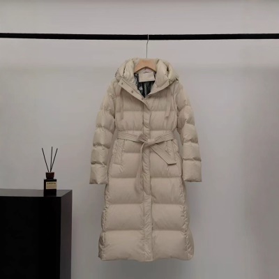 鹅绒服女长款过膝2026冬季新款连帽收腰修身显瘦加厚鹅绒腰带外套