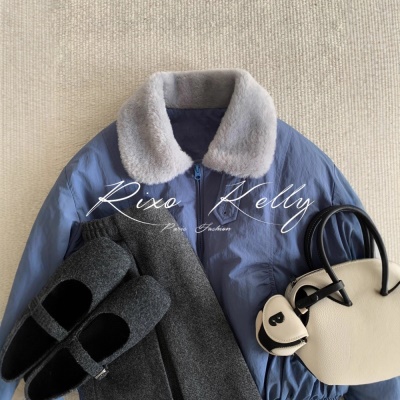 2026新款90鹅绒服法式蓝色设计感羊羔毛翻领短款羽绒服百搭外套