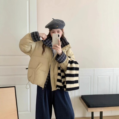 2026冬季新款拼接格子90鹅绒服女士短款连帽加厚外套宽松面包服