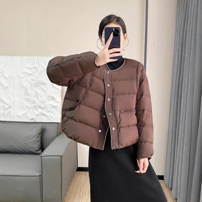 鹅绒服女轻薄短款2026年冬季新款爆款时尚圆领小个子宽松保暖外套