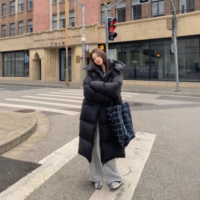 黑色超长款90白鹅绒女过膝到脚踝2026年新款加厚连帽冬季羽绒服外