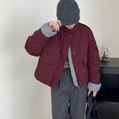 设计感白色格纹拼接鹅绒服女短款2026冬新款加厚减龄白鹅绒面包服