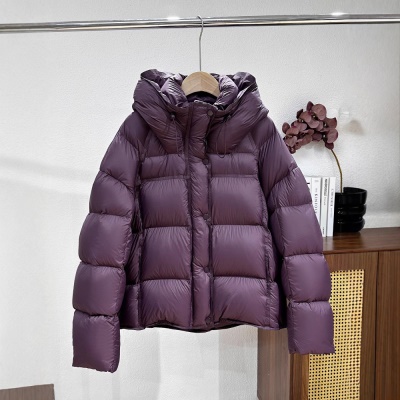 云朵感泡芙鹅绒服女短款2026新款90白鹅绒加厚保暖连帽面包服外套