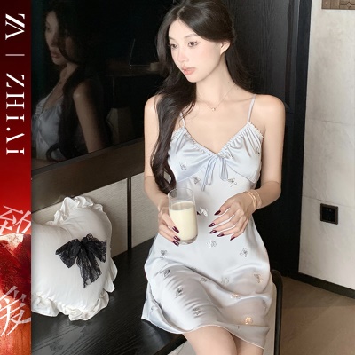 性感睡衣秋冬新款烫银蝴蝶睡裙纯欲冰丝吊带轻奢高级感家居服套装