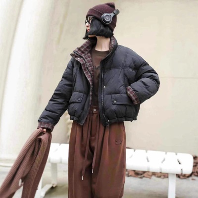 2026冬季新款韩版宽松立领撞色格子袖口女短外套  小个子鹅绒服