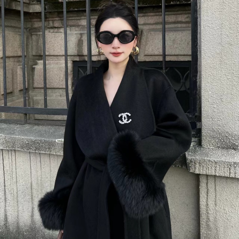 狐狸毛领大衣斗篷系带毛呢外套女2025新款双面羊绒100羊毛名媛风