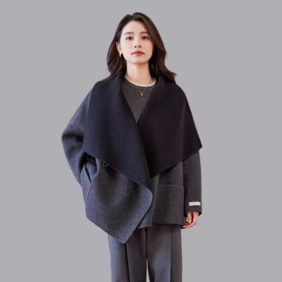 欧洲站斗篷款围巾领轮廓披肩设计感双面羊毛大衣毛呢外套女气质